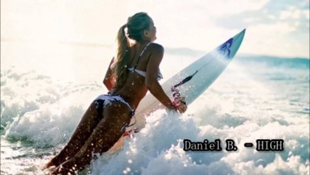 Красивая девушка серфинг