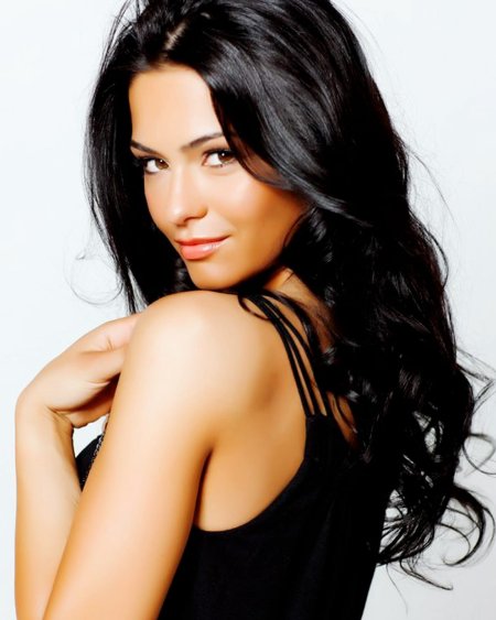 Антуанетта Никпрелаж