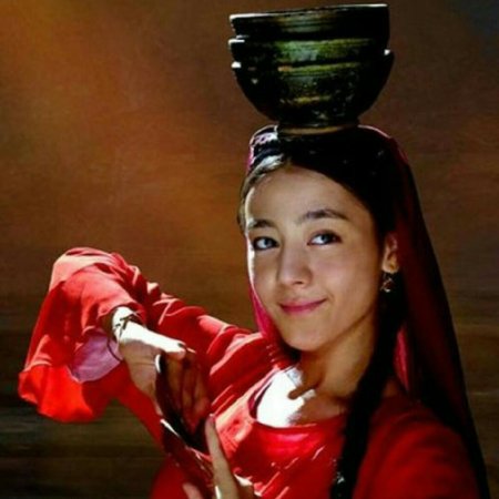 Уйгурка Мона