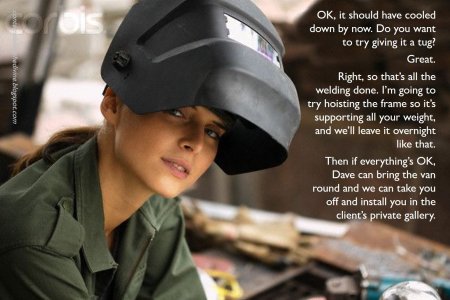 Женщина сварщик