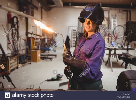 Сварщица Екатерина дрипы