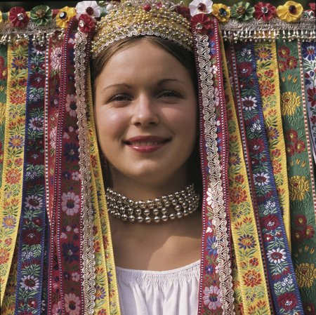 Национальный костюм женщины Чехии