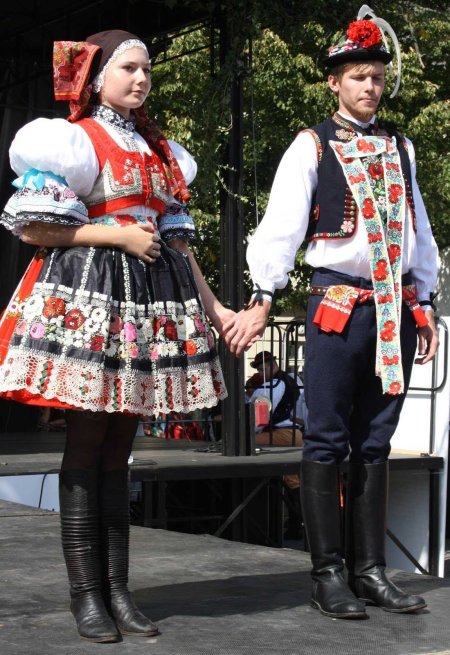 Моравский чешский национальный костюм