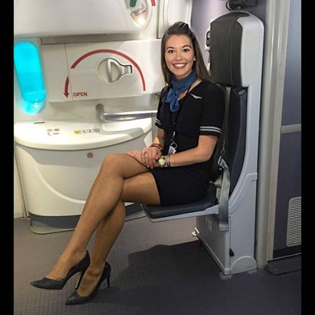 Claire Castel бортпроводница