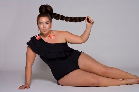 Тина Смит модель плюс сайз