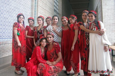 Таджикистан Памирец Национальная одежда