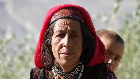 Старики девушки Памира