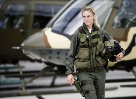 Женщины в военной форме