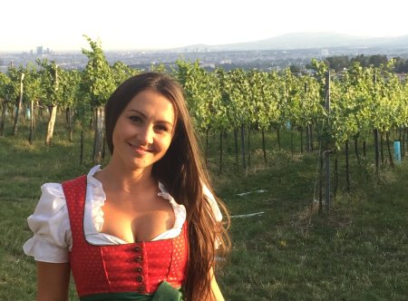 Австрия девушки