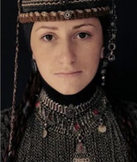 Армянский головной убор женский