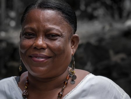 Сезария эвора в молодости