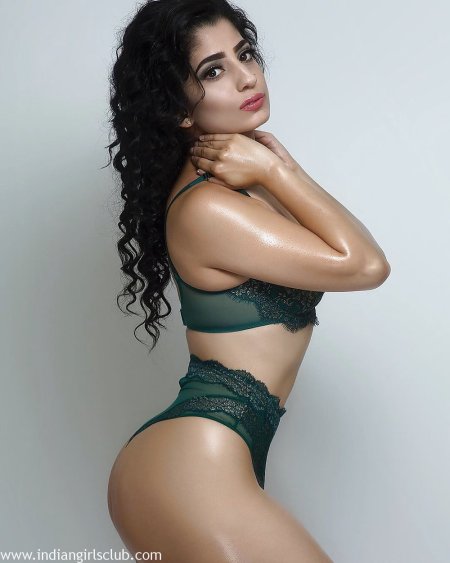 Nadia Ali