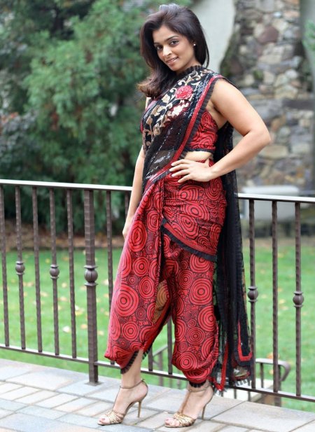 Индийское Сари со штанами