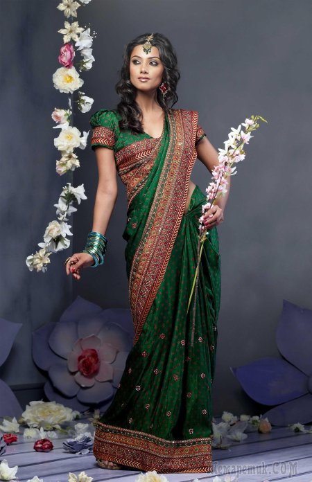 Национальный костюм Индии Сари