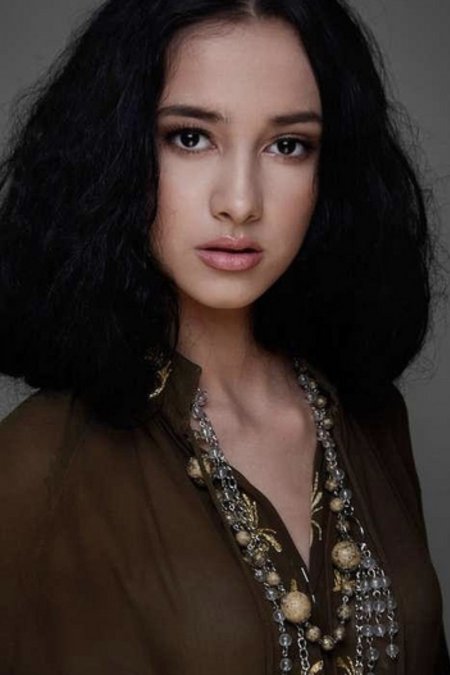 Зилола Нуралиева модель