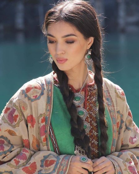 Красивые девушки Узбекистана