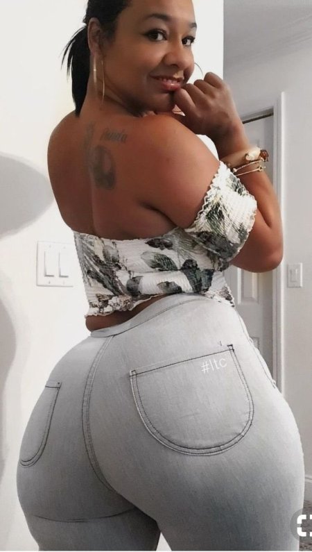 Сандра Колумбиан Биг асс