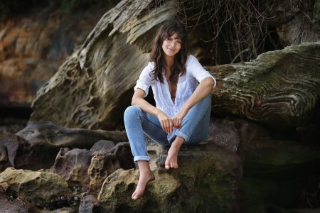 Мия Бойко босиком