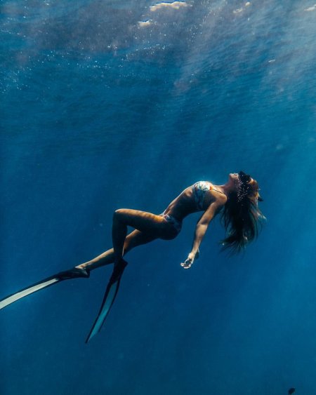 (2)Ныряльщик Aquaman, 2006 под водой