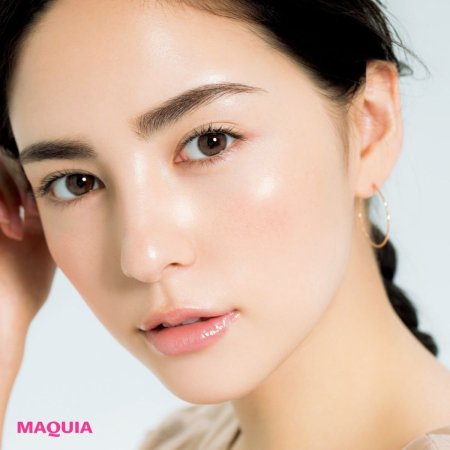 Узкие глаза