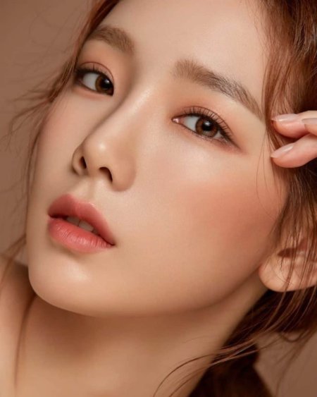 Корейский естественный макияж