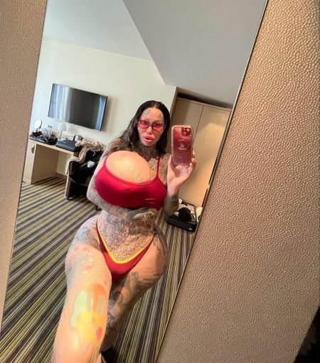 Мэри Магдален модель канадская