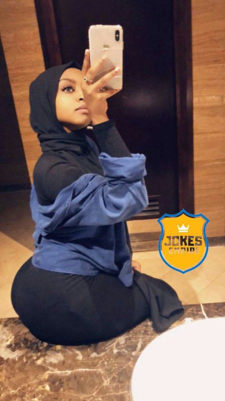 Ножки в хиджабе