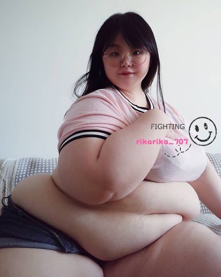 Толстая китайская девушка