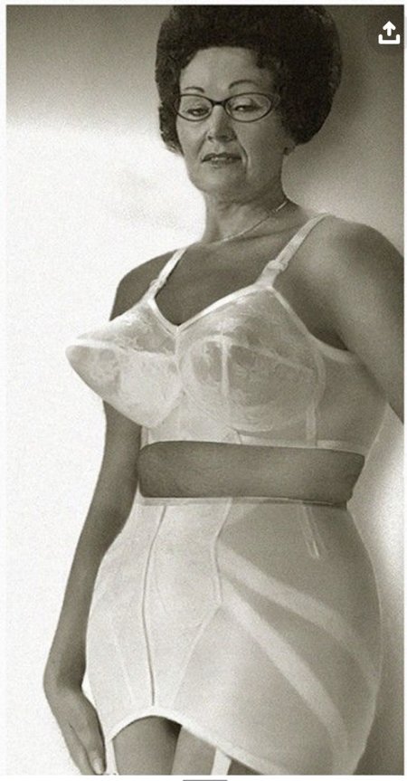 Старинные лифчики