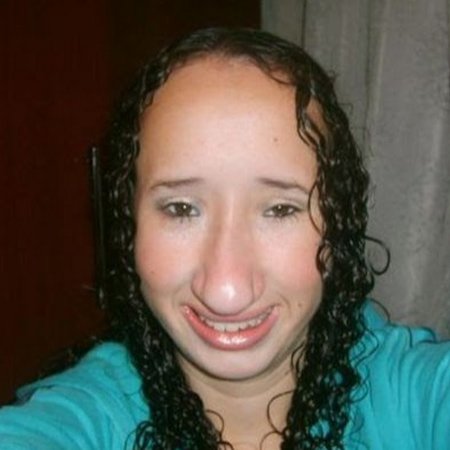 Женщины с большими носами