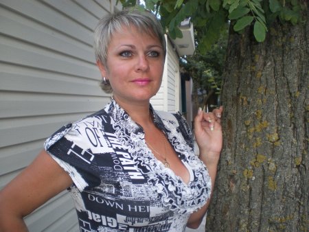 Женщина 46 лет