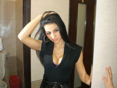 Красивые армянки