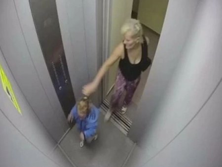 Лифт падает