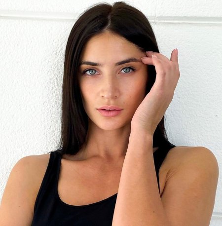 Родуом Кристина и