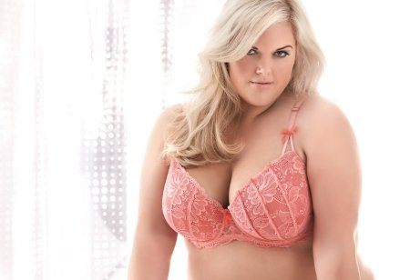 Эшли Алексис Plus Size