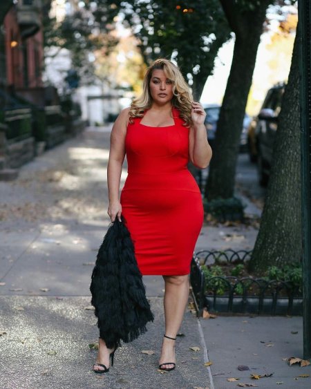 Модель Plus Size Laura Lee