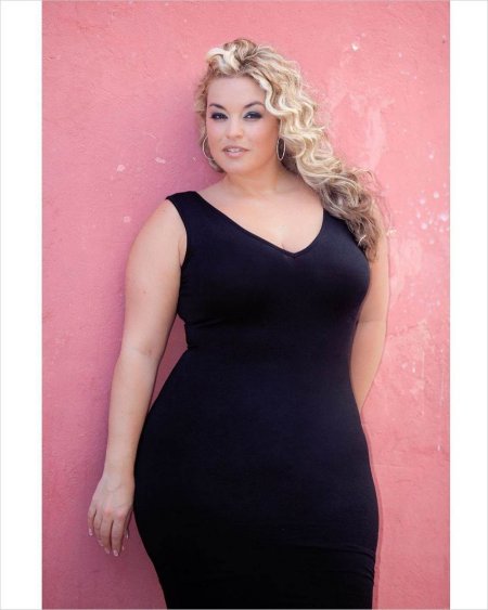 Laura Lee плюс сайз