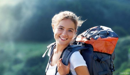 Девочки в походе