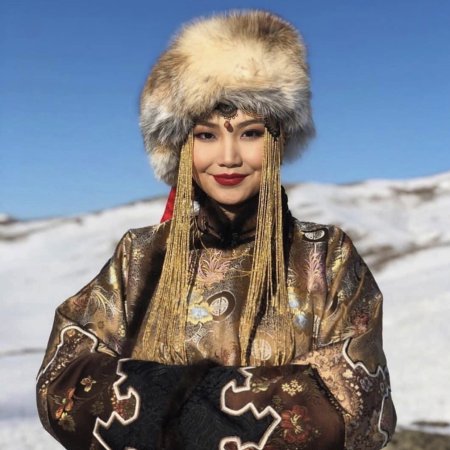 Красивые монголки