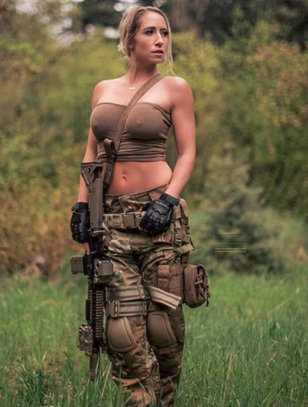 Елена Делигиоз страйкбол