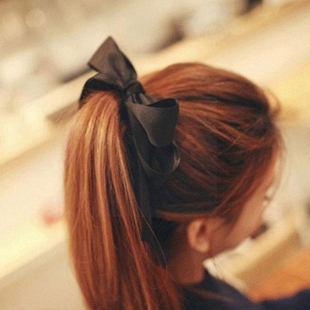 Прическа с бантом на длинные волосы