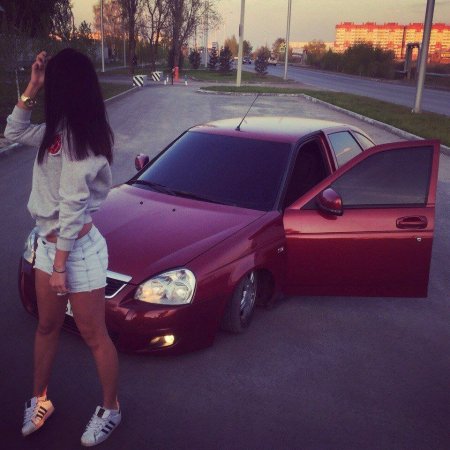 Красивые Приоры с девушками