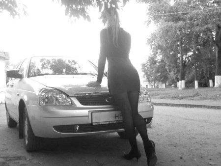 Блондинка на приоре