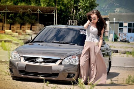 Девушка на приоре