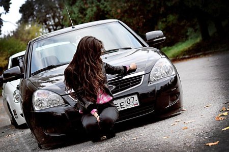 Приора и девушка