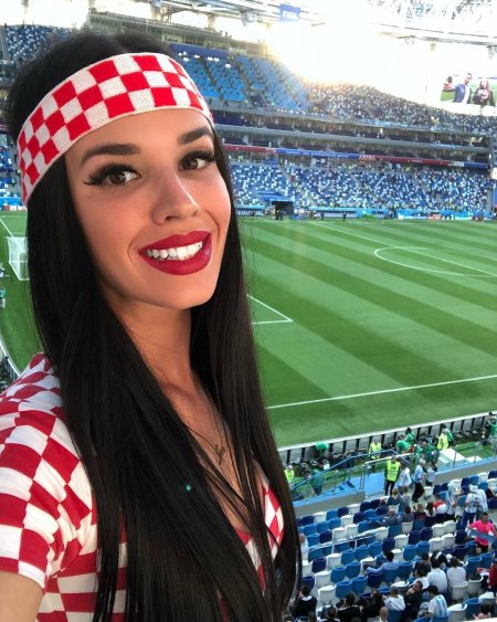 Иванна Кноль болельщица Хорватии