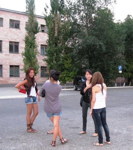 Элиста девушки