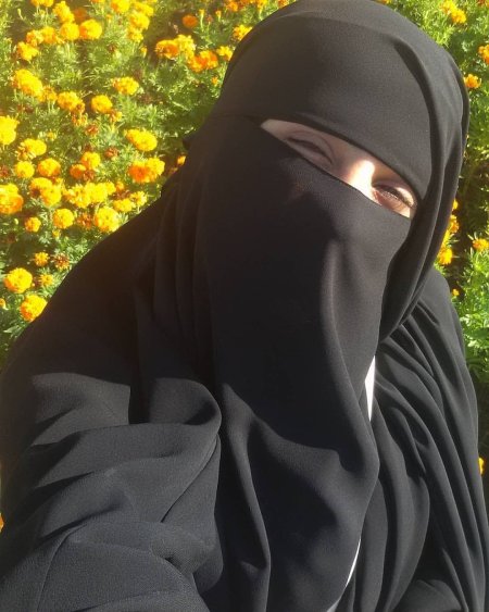 Никаб на аву