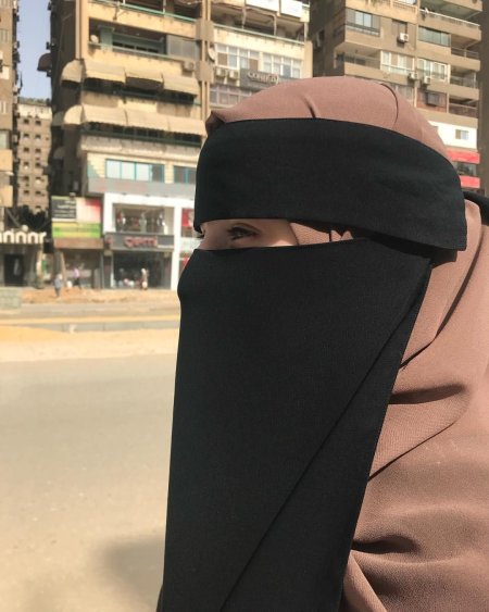 Королевский никяб