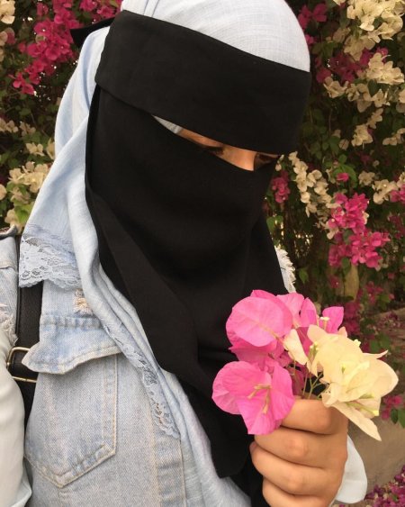 Муслим Хажар Амина